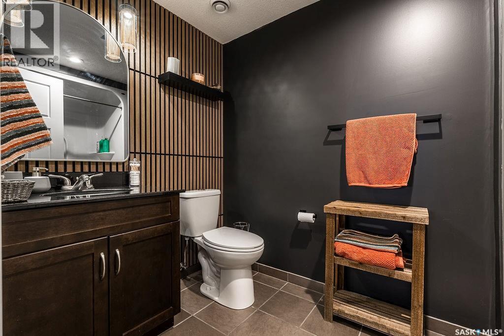 410 Willowgrove Crescent, Saskatoon, Saskatchewan  S7W 0A7 - Photo 47 - SK046274