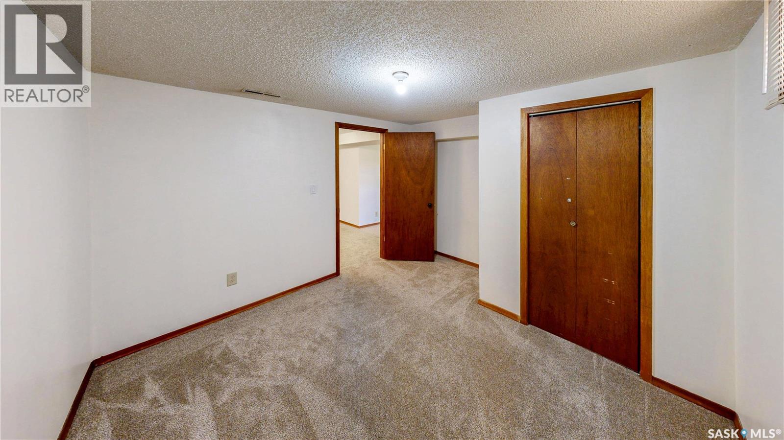 60 Gale Street, Regina, Saskatchewan  S4R 4E1 - Photo 25 - SK046183