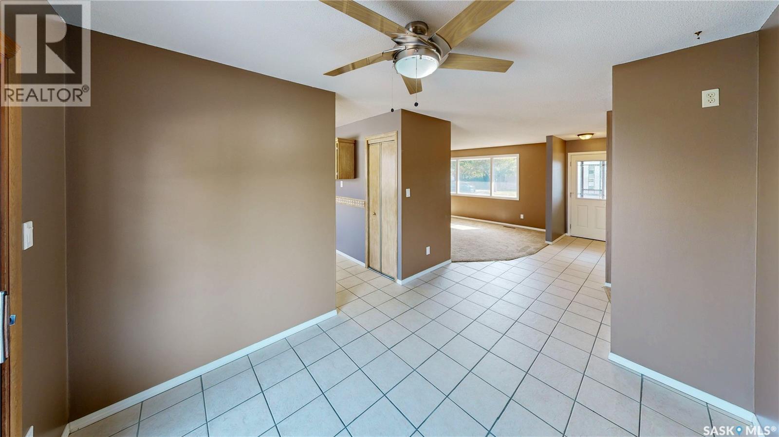 60 Gale Street, Regina, Saskatchewan  S4R 4E1 - Photo 9 - SK046183
