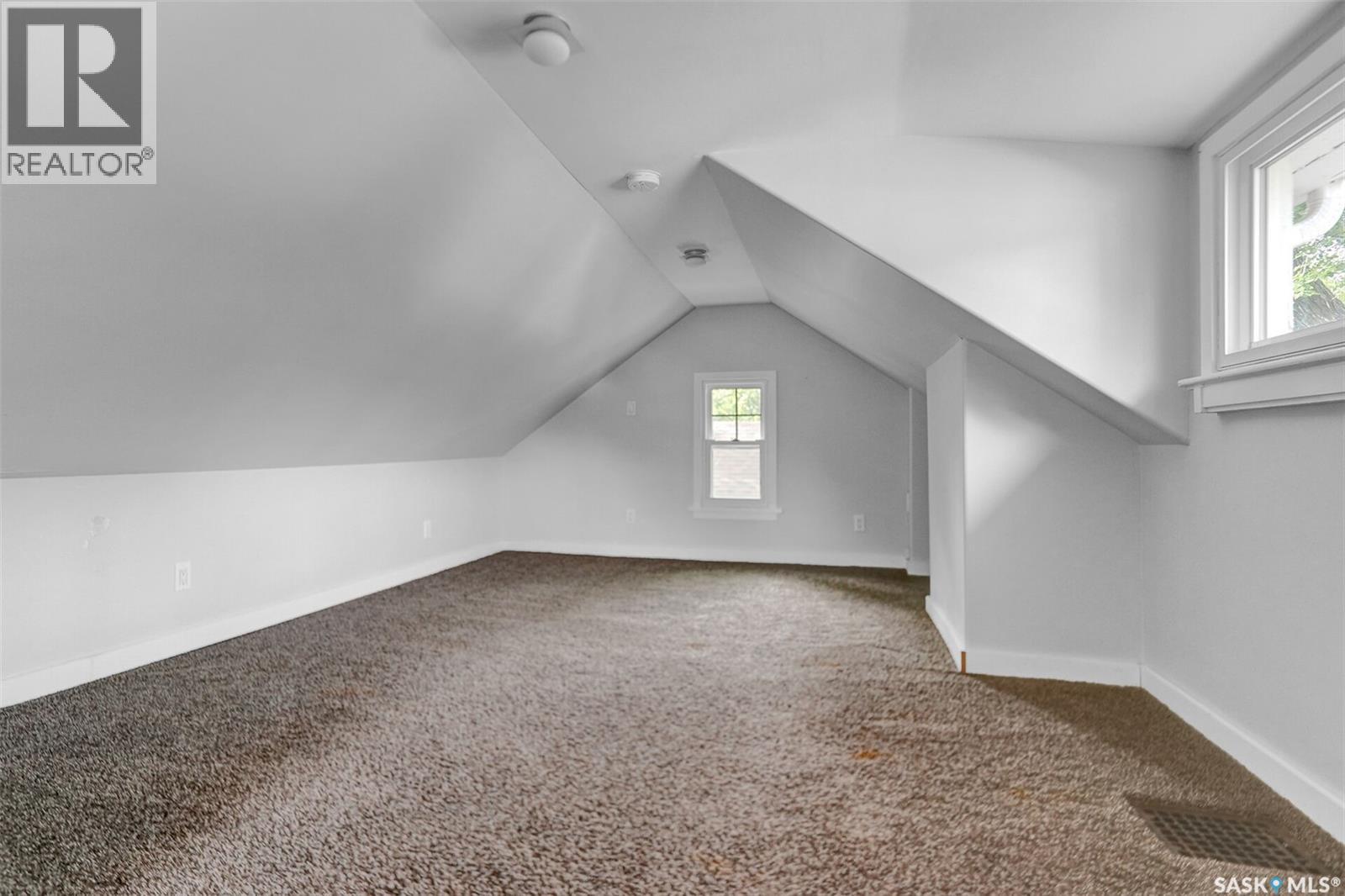 2210 Athol Street, Regina, Saskatchewan  S4T 3E9 - Photo 36 - SK046071