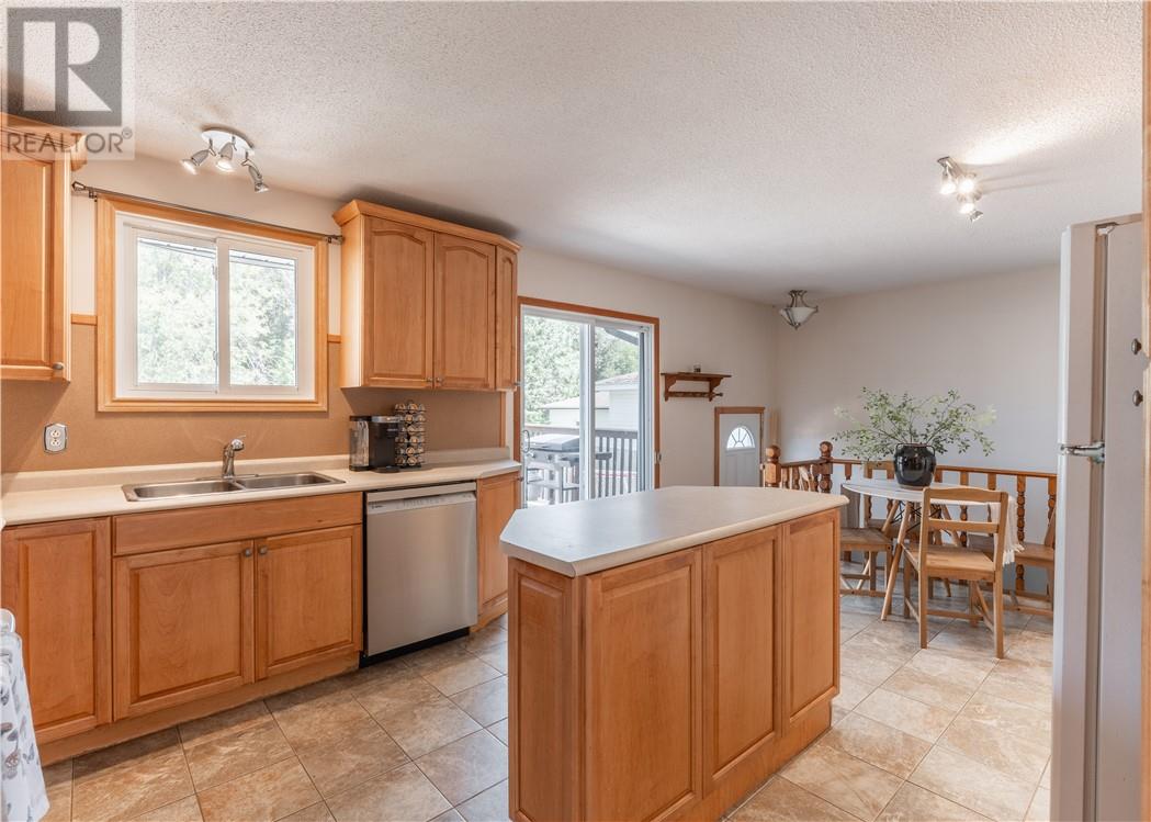 162 Lapointe Street, Sudbury, Ontario  P3P 1K7 - Photo 4 - 2129934
