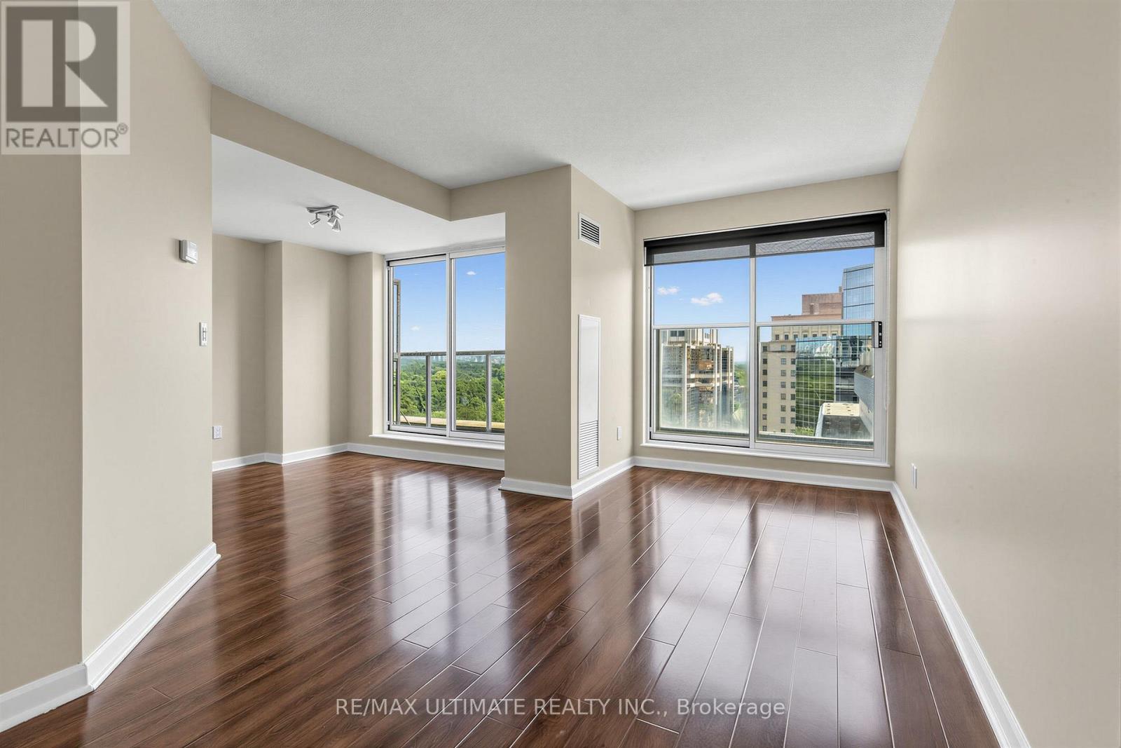 1508 - 8 PARK ROAD, Toronto, Ontario