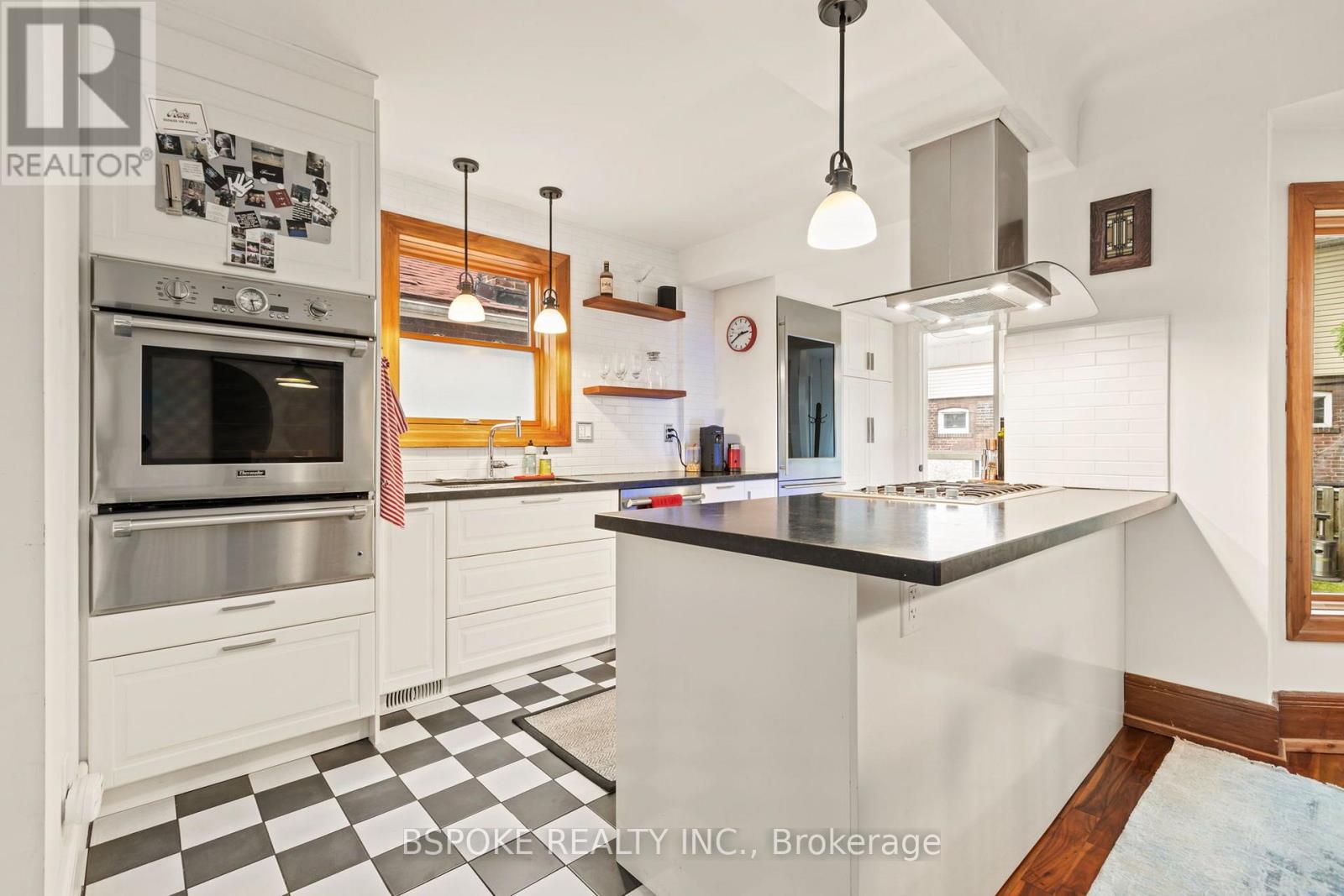 126 Oakcrest Avenue, Toronto, Ontario  M4C 1B9 - Photo 12 - E13676330