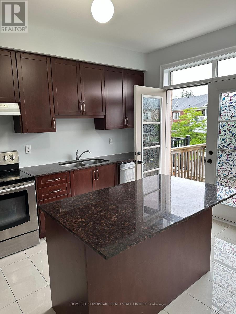 34 Lowther Avenue, Richmond Hill, Ontario  L4E 2Z7 - Photo 9 - N13439794