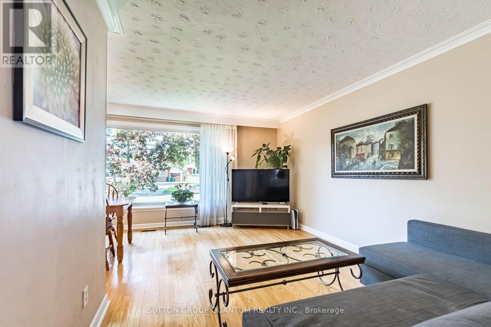 1293 Daimler Road, Mississauga, Ontario L5J 3T3 - Photo 10 - W13695742