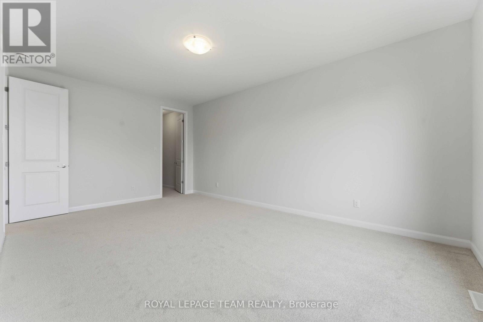 920 Locomotion Lane, Ottawa, Ontario  K2V 0V3 - Photo 24 - X12421930