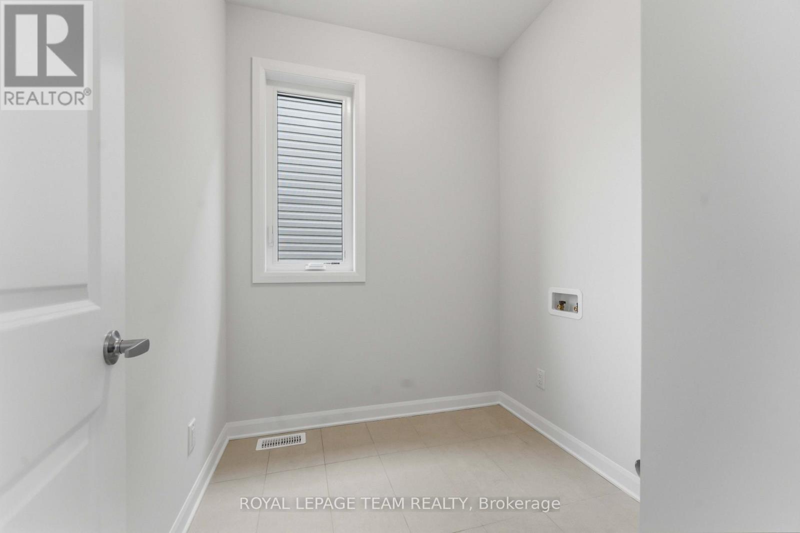 920 Locomotion Lane, Ottawa, Ontario  K2V 0V3 - Photo 29 - X12421930