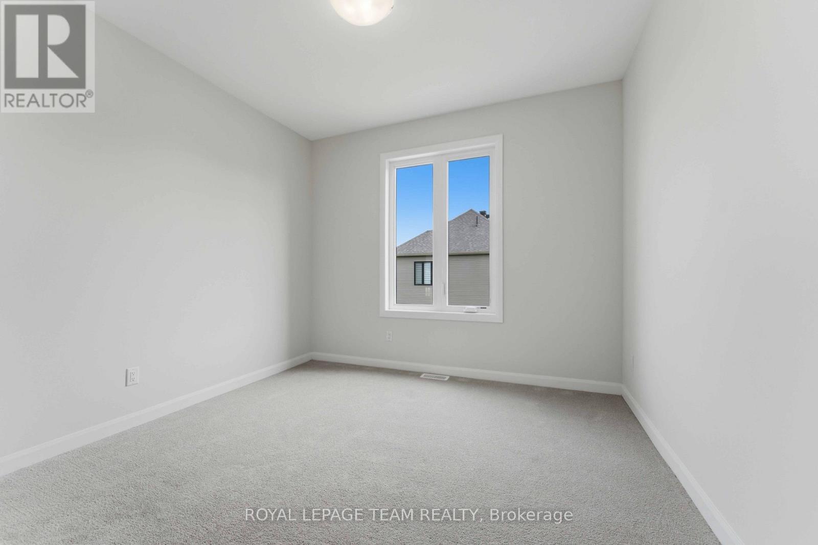 920 Locomotion Lane, Ottawa, Ontario  K2V 0V3 - Photo 33 - X12421930