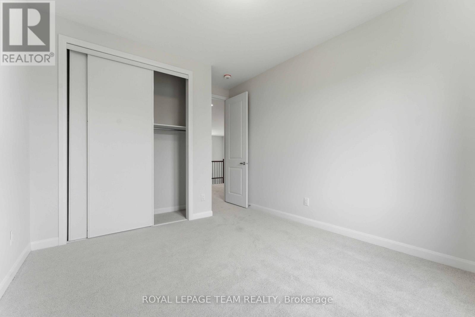 920 Locomotion Lane, Ottawa, Ontario  K2V 0V3 - Photo 32 - X12421930
