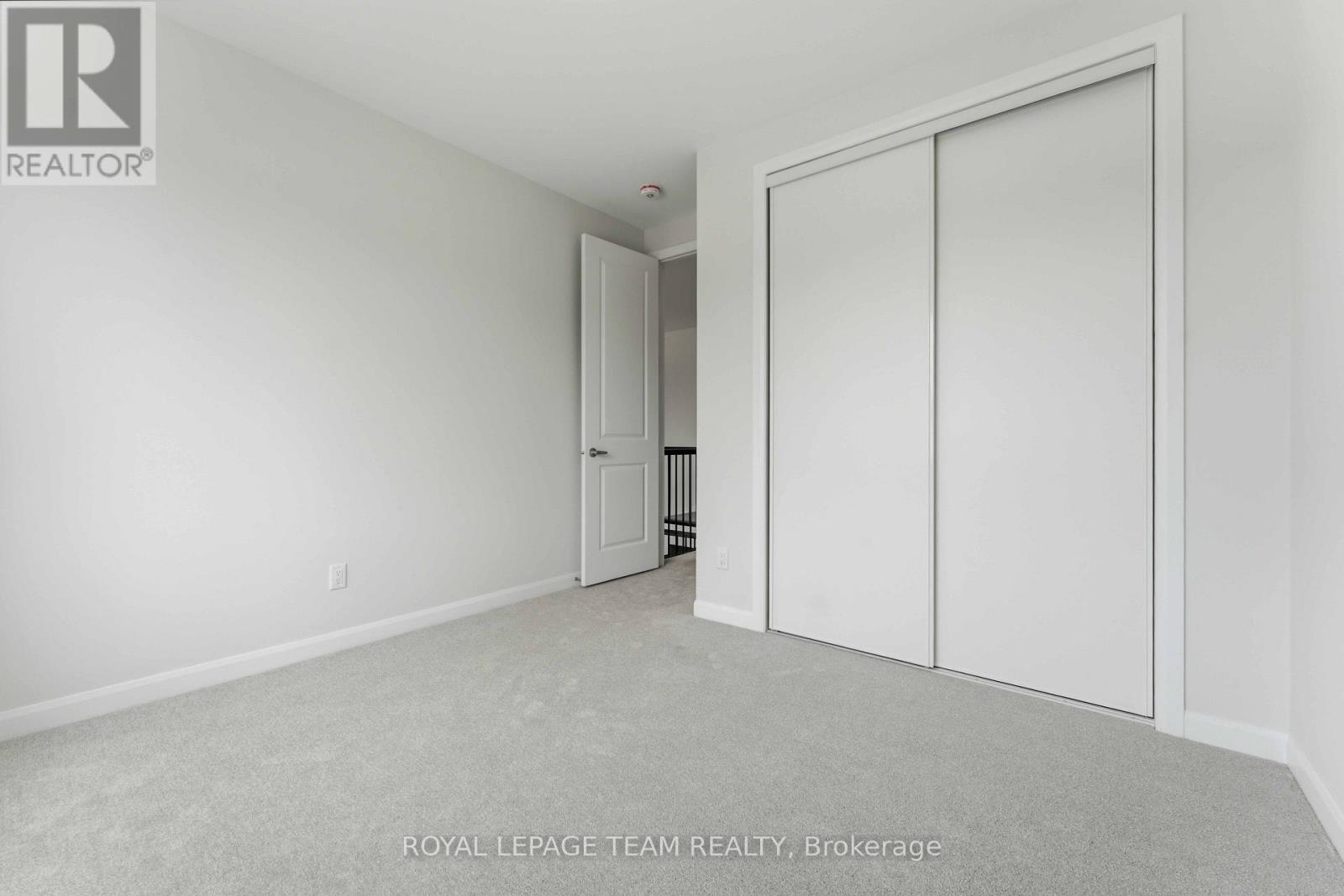 920 Locomotion Lane, Ottawa, Ontario  K2V 0V3 - Photo 39 - X12421930