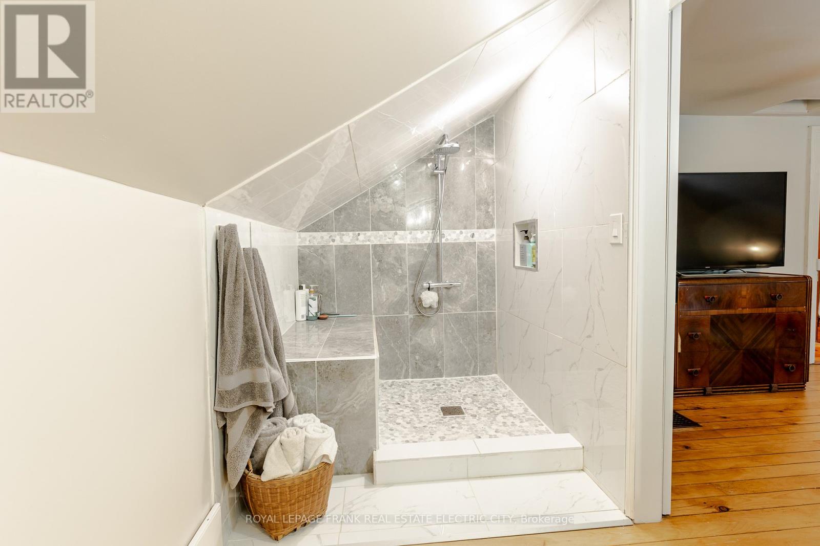 4242 Cedar Valley Road, Clarington, Ontario  L0B 1M0 - Photo 32 - E13699542