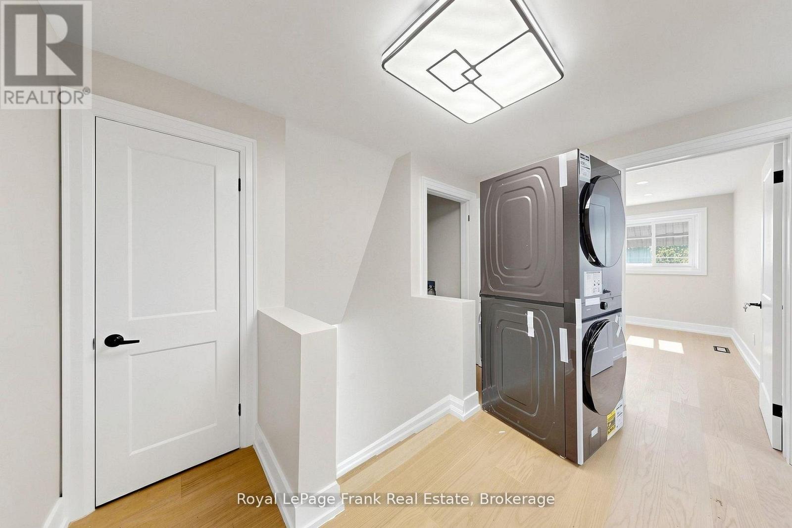344 Rossland Road E, Oshawa, Ontario  L1G 2X1 - Photo 18 - E13699676