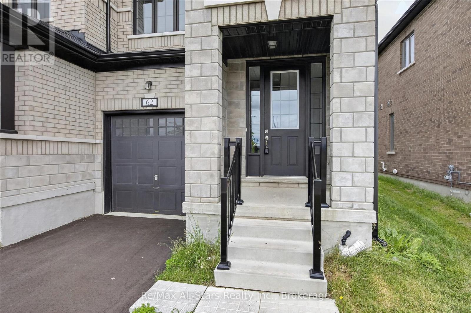 62 Corley Street, Kawartha Lakes, Ontario  K9V 6C2 - Photo 3 - X13699502