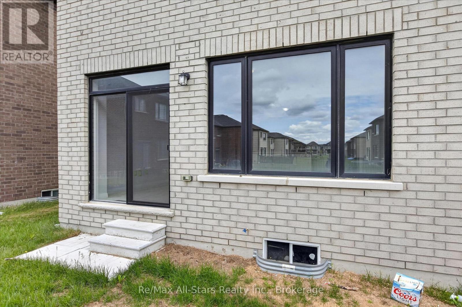 62 Corley Street, Kawartha Lakes, Ontario  K9V 6C2 - Photo 30 - X13699502