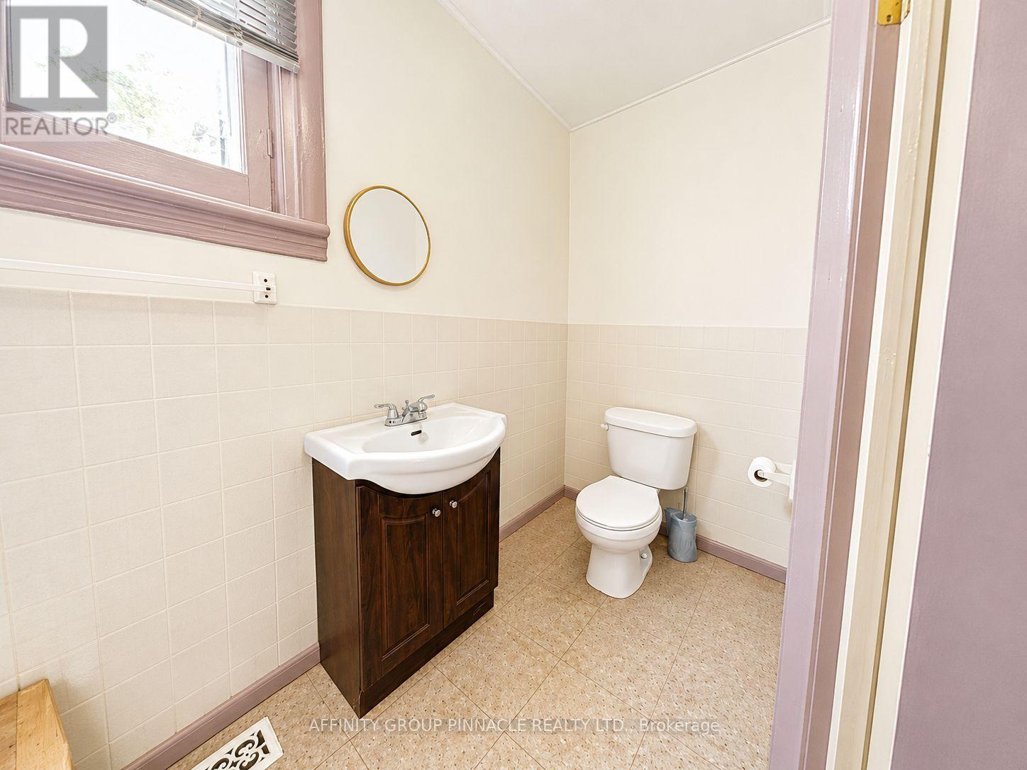 221 Kent Street W, Kawartha Lakes, Ontario  K9V 2Z1 - Photo 14 - X13699648