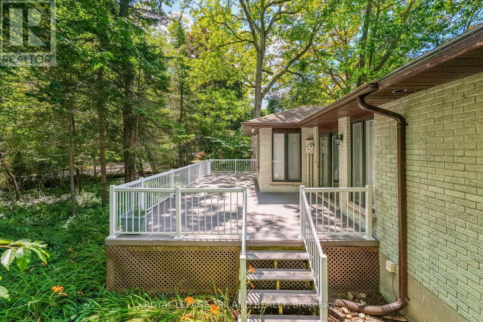 33 Forest Avenue, South Huron, Ontario  N0M 1T0 - Photo 12 - X13699400