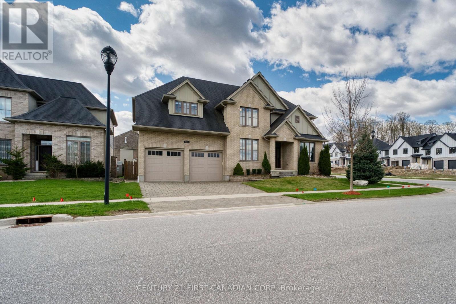 1895 Sumac Way, London South, Ontario  N6K 0E9 - Photo 1 - X13699442
