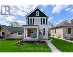92 WALNUT STREET, Brant, Ontario