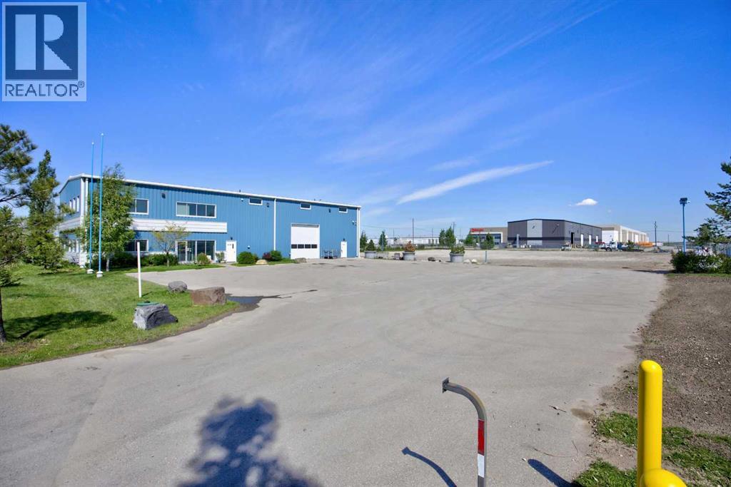 240086 Frontier Crescent, Rural Rocky View County, Alberta  T1X 0W5 - Photo 2 - A2323395