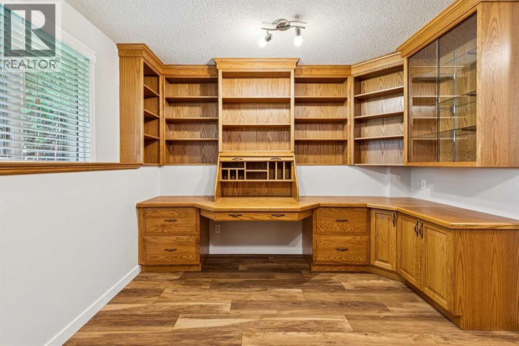 159 Woodbend Way, Okotoks, Alberta  T1S 1M7 - Photo 28 - A2331846