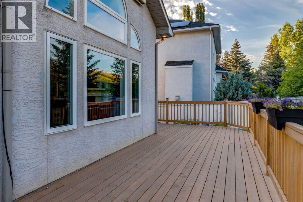 331 Sierra Madre Court SW, Calgary, Alberta  T3H 3G7 - Photo 41 - A2338758