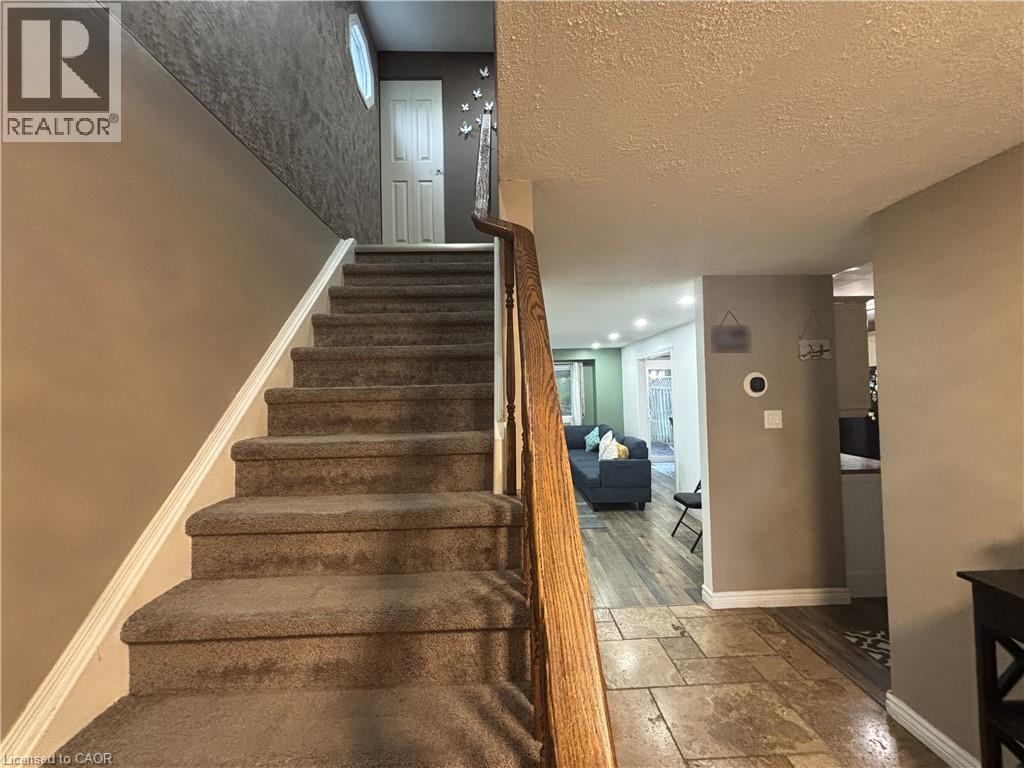 40 Caprice Court, Kitchener, Ontario  N2M 5M2 - Photo 6 - 40856955