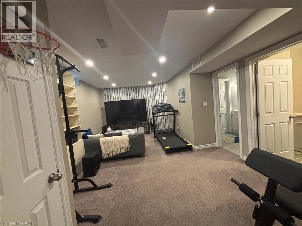 40 Caprice Court, Kitchener, Ontario  N2M 5M2 - Photo 24 - 40856955