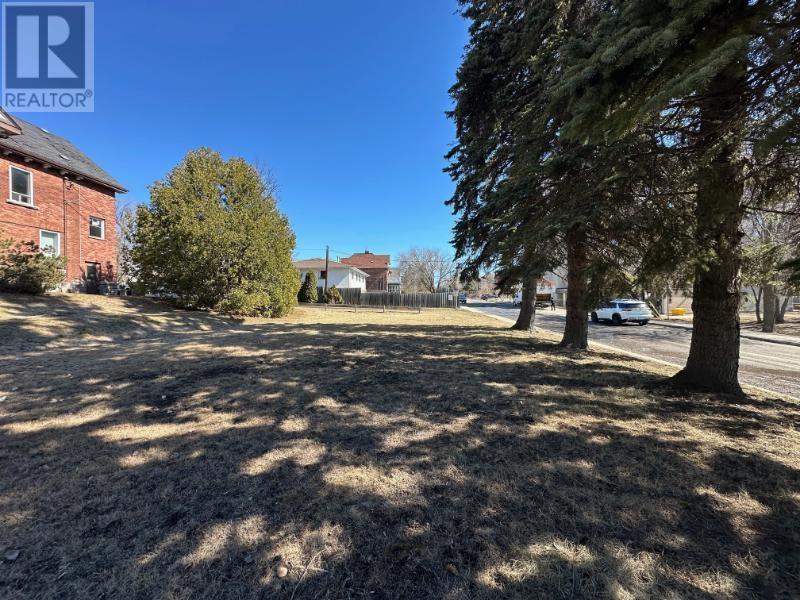 372 PT Red River RD, Thunder Bay, Ontario