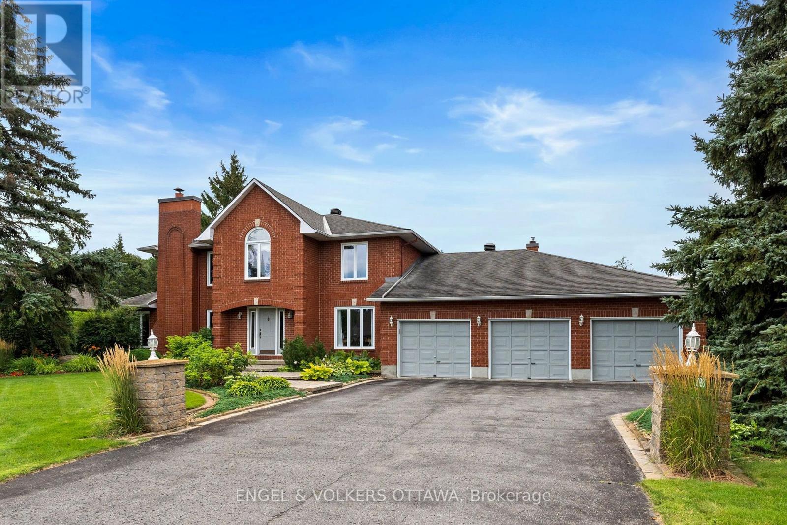 1088 Bravar Drive, Ottawa, Ontario  K4M 1G3 - Photo 2 - X13697484