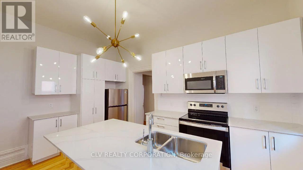 2 - 46 Maclaren Street, Ottawa, Ontario  K2P 0K4 - Photo 1 - X13699658