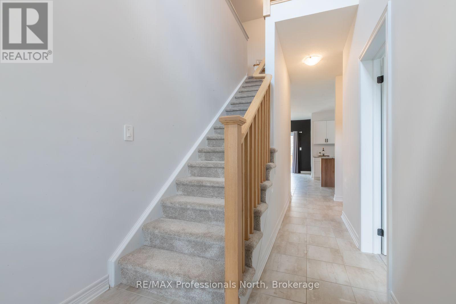 75 Eaglecrest Avenue, Huntsville, Ontario  P1H 0G5 - Photo 5 - X13699318