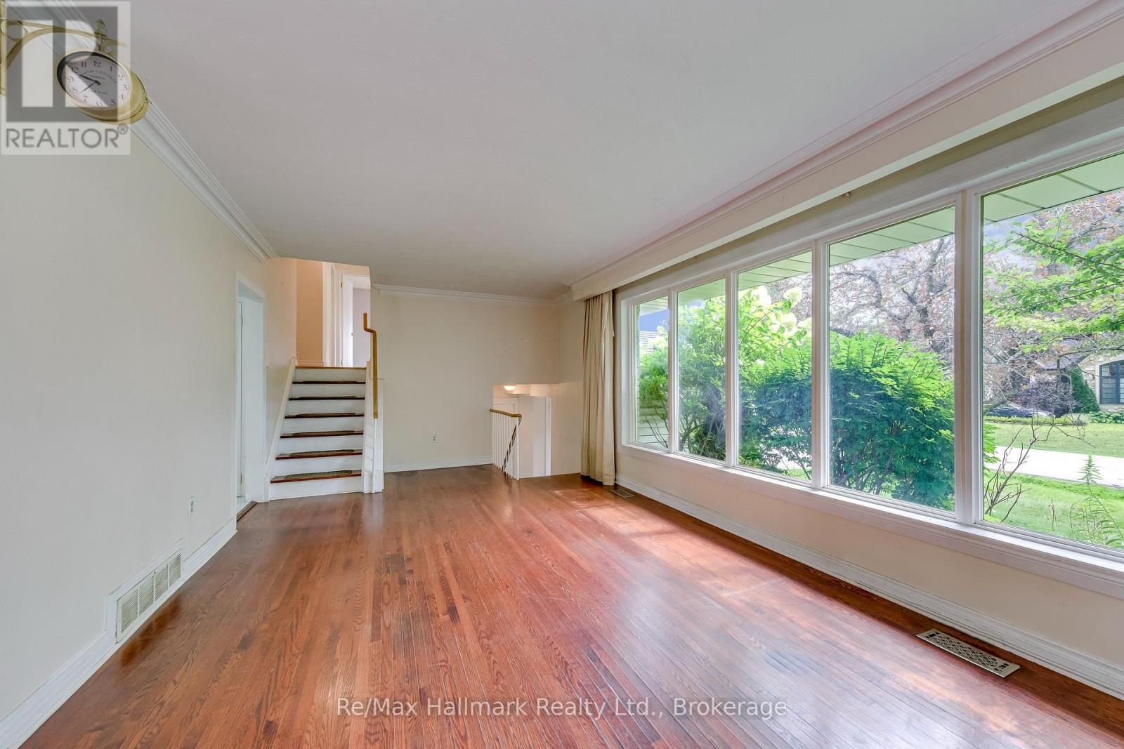 235 Tweedsdale Crescent, Oakville, Ontario  L6L 4P8 - Photo 11 - W13699396