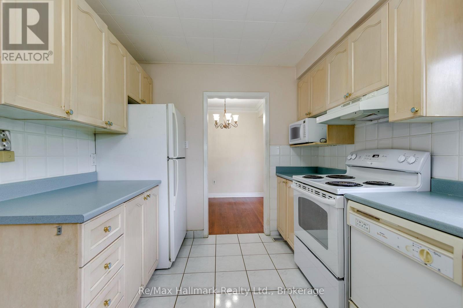 235 Tweedsdale Crescent, Oakville, Ontario  L6L 4P8 - Photo 17 - W13699396