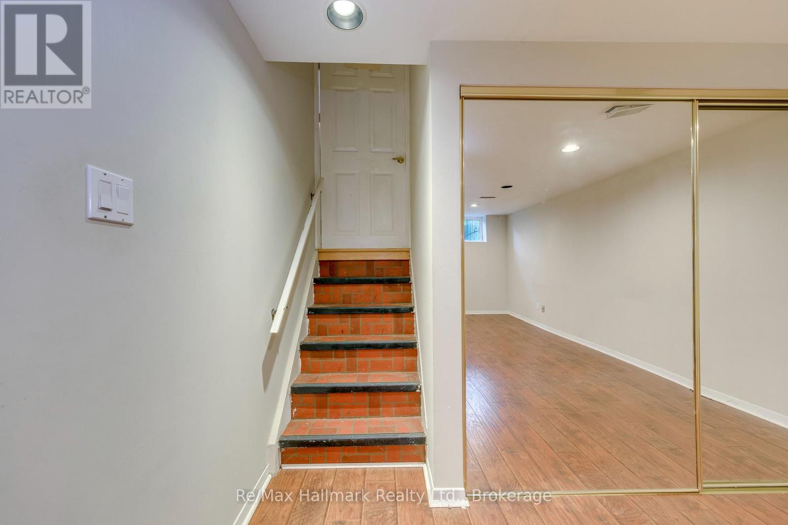 235 Tweedsdale Crescent, Oakville, Ontario  L6L 4P8 - Photo 27 - W13699396