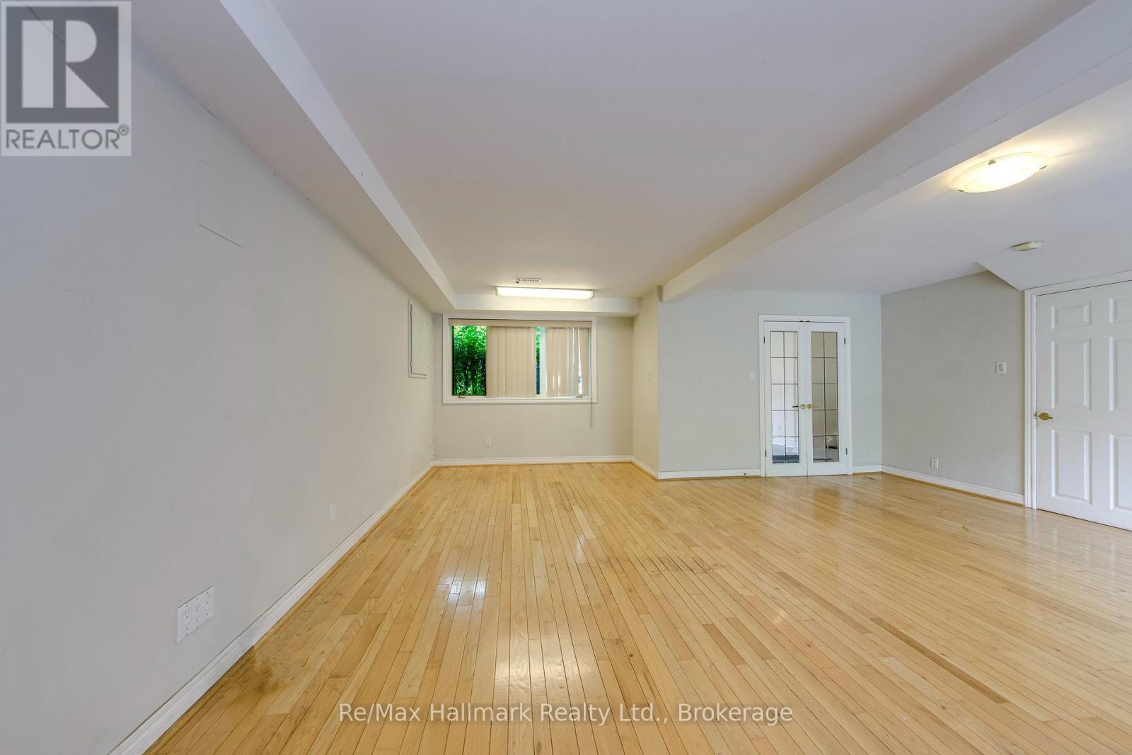 235 Tweedsdale Crescent, Oakville, Ontario  L6L 4P8 - Photo 8 - W13699396