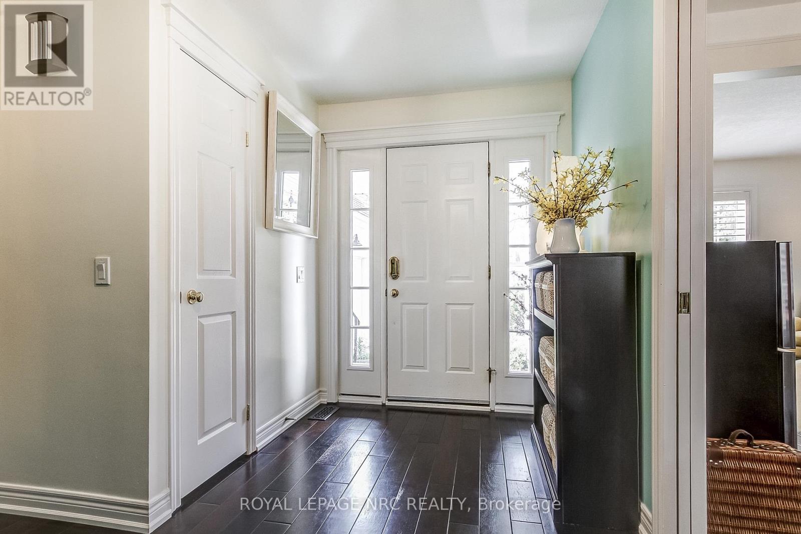 330 Gate Street, Niagara-On-The-Lake, Ontario  L0S 1J0 - Photo 4 - X13699518