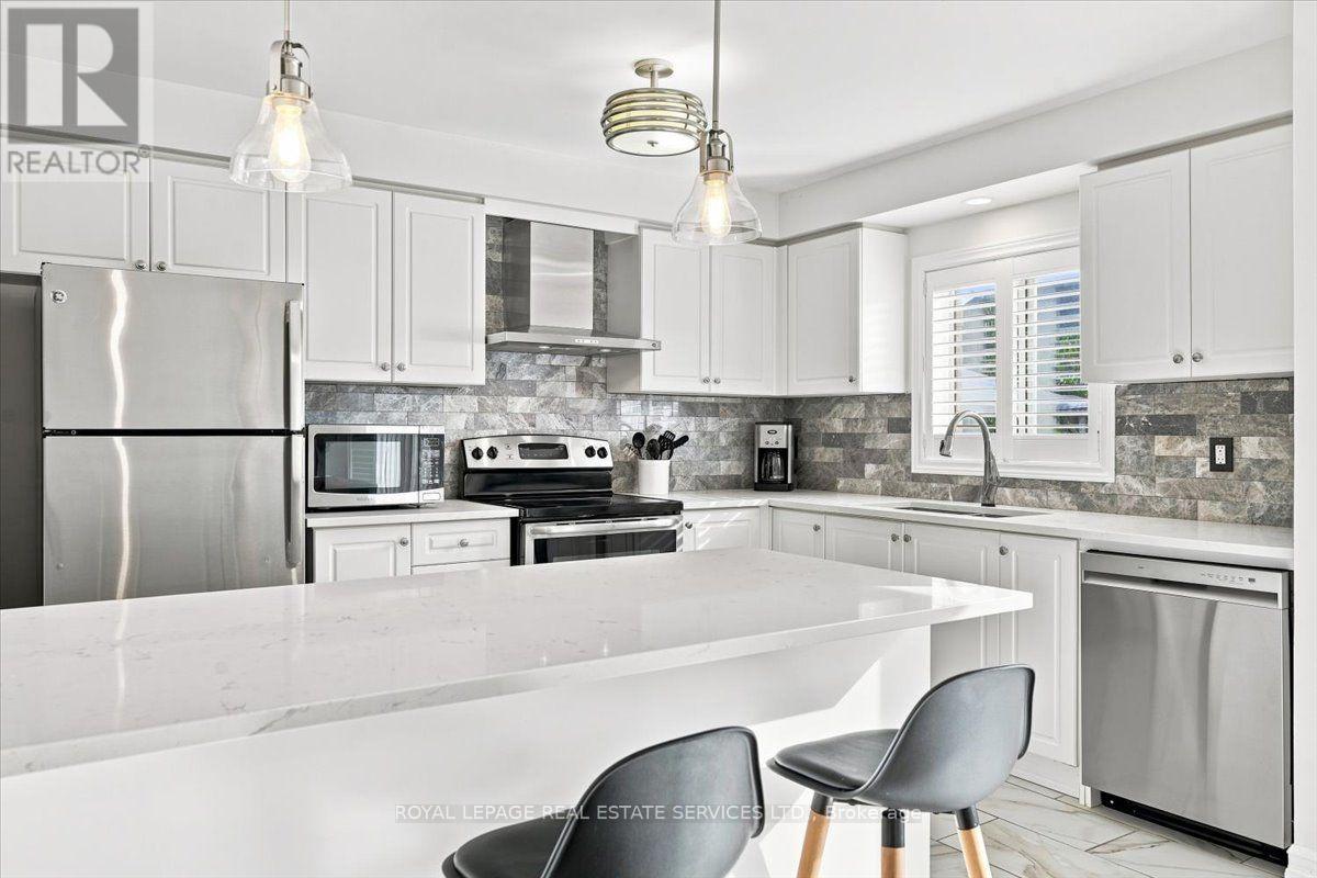 3 - 2970 Berwick Drive, Burlington, Ontario  L7M 4W3 - Photo 12 - W13699044