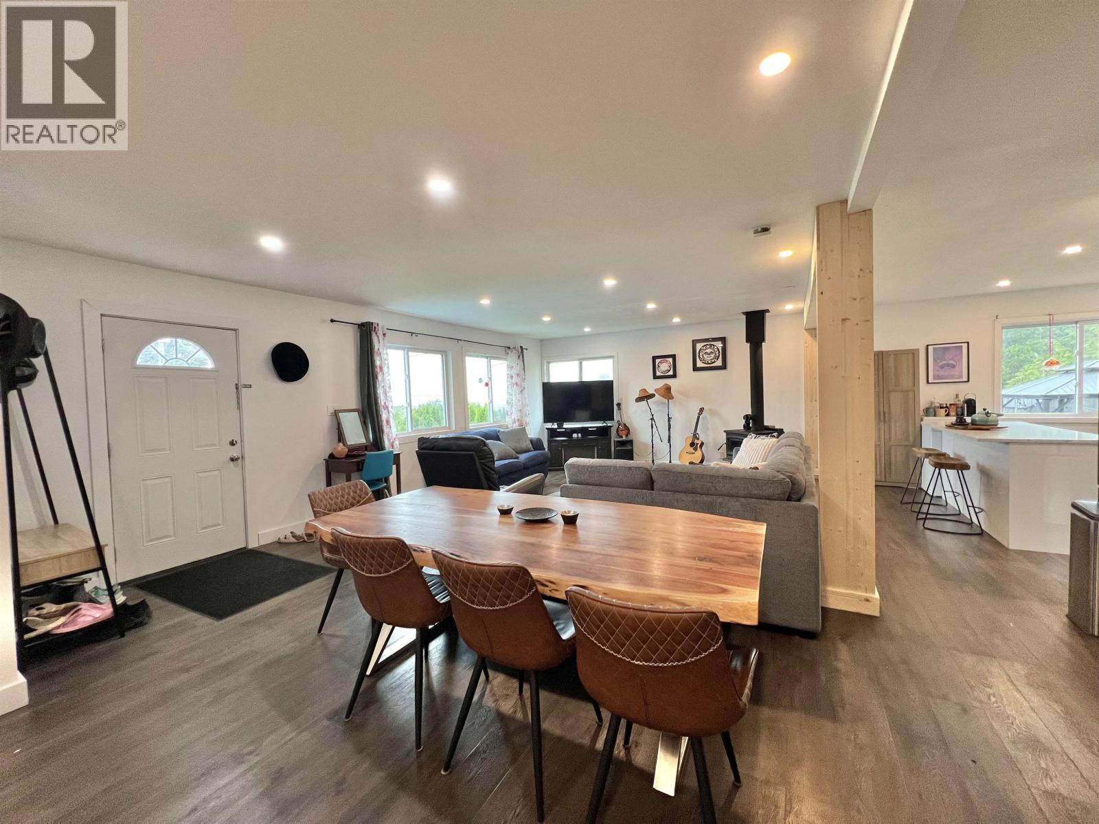 743 Evergreen Drive, Port Edward, British Columbia  V0V 1G0 - Photo 3 - R3157804