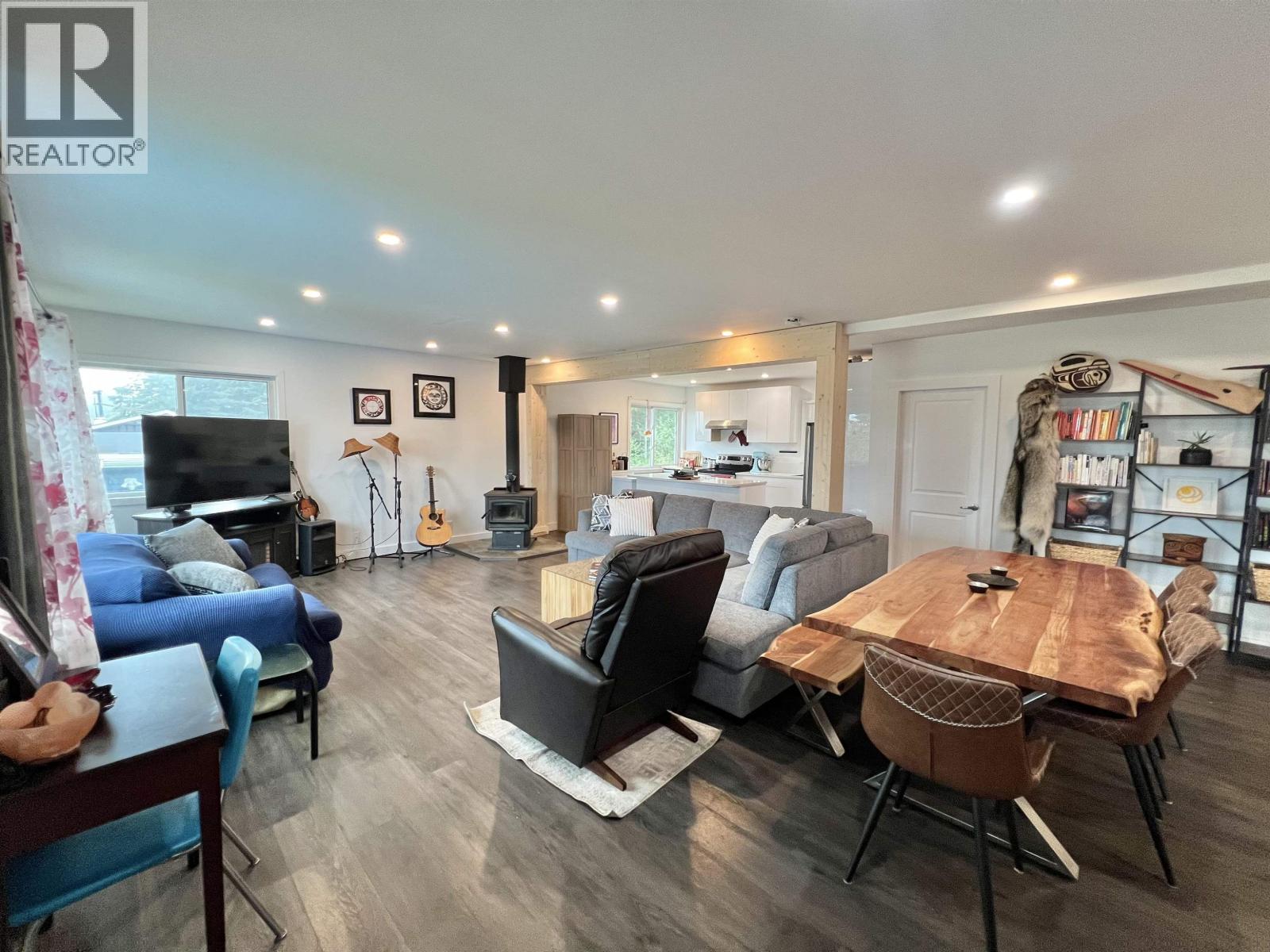743 Evergreen Drive, Port Edward, British Columbia  V0V 1G0 - Photo 10 - R3157804