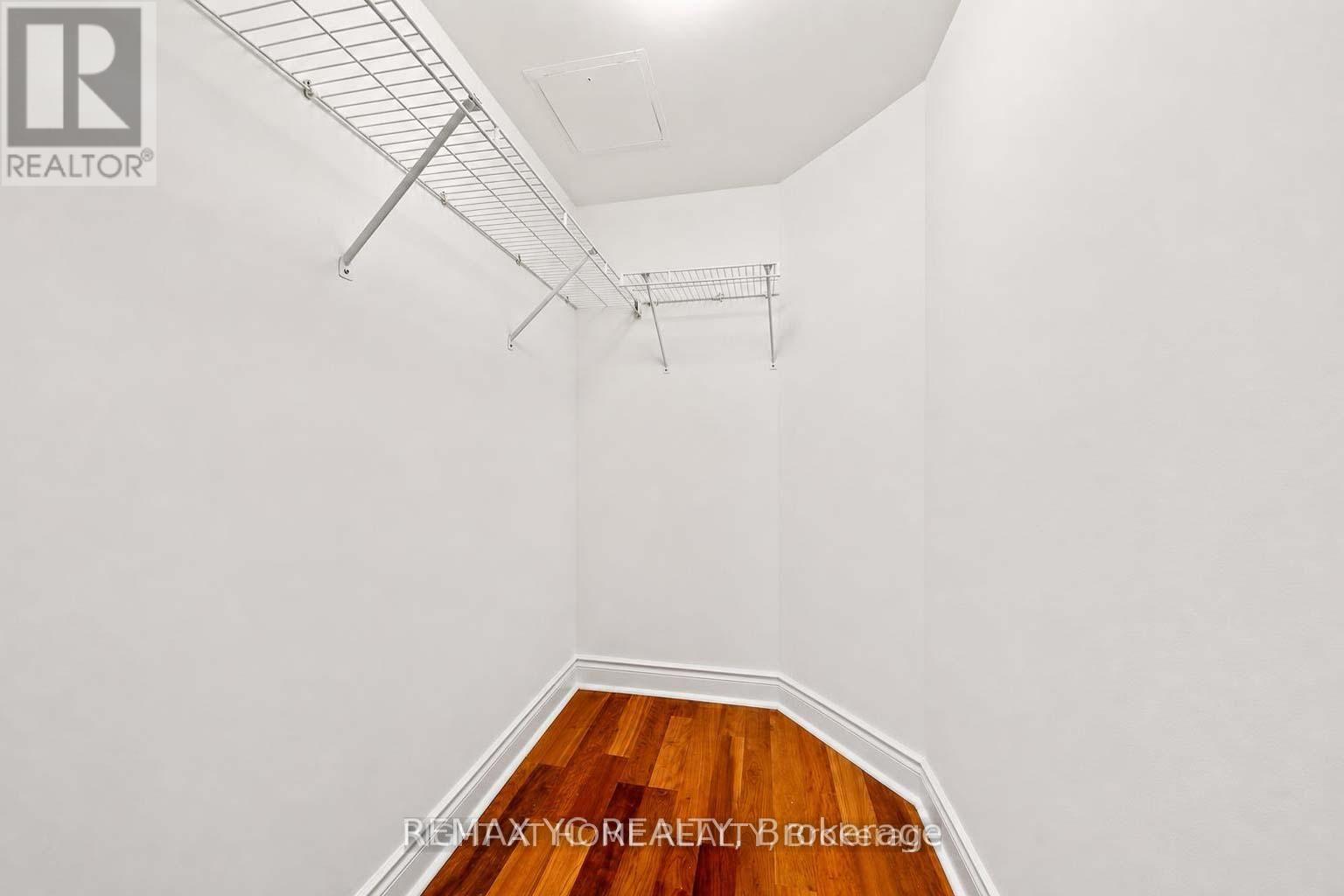 1405 - 10 Northtown Way, Toronto, Ontario  M2N 7L4 - Photo 13 - C13699434