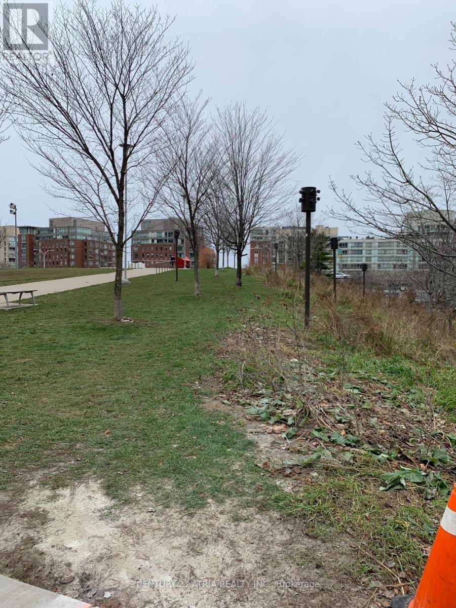 301 - 75 Queens Wharf Road, Toronto, Ontario M5V 0J8 - Photo 13 - C13699444
