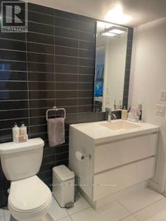 301 - 75 Queens Wharf Road, Toronto, Ontario M5V 0J8 - Photo 8 - C13699444