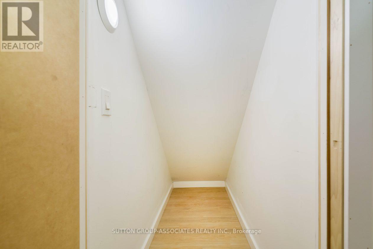 Lower - 477 Brunswick Avenue, Toronto, Ontario M5R 2Z6 - Photo 13 - C13699512