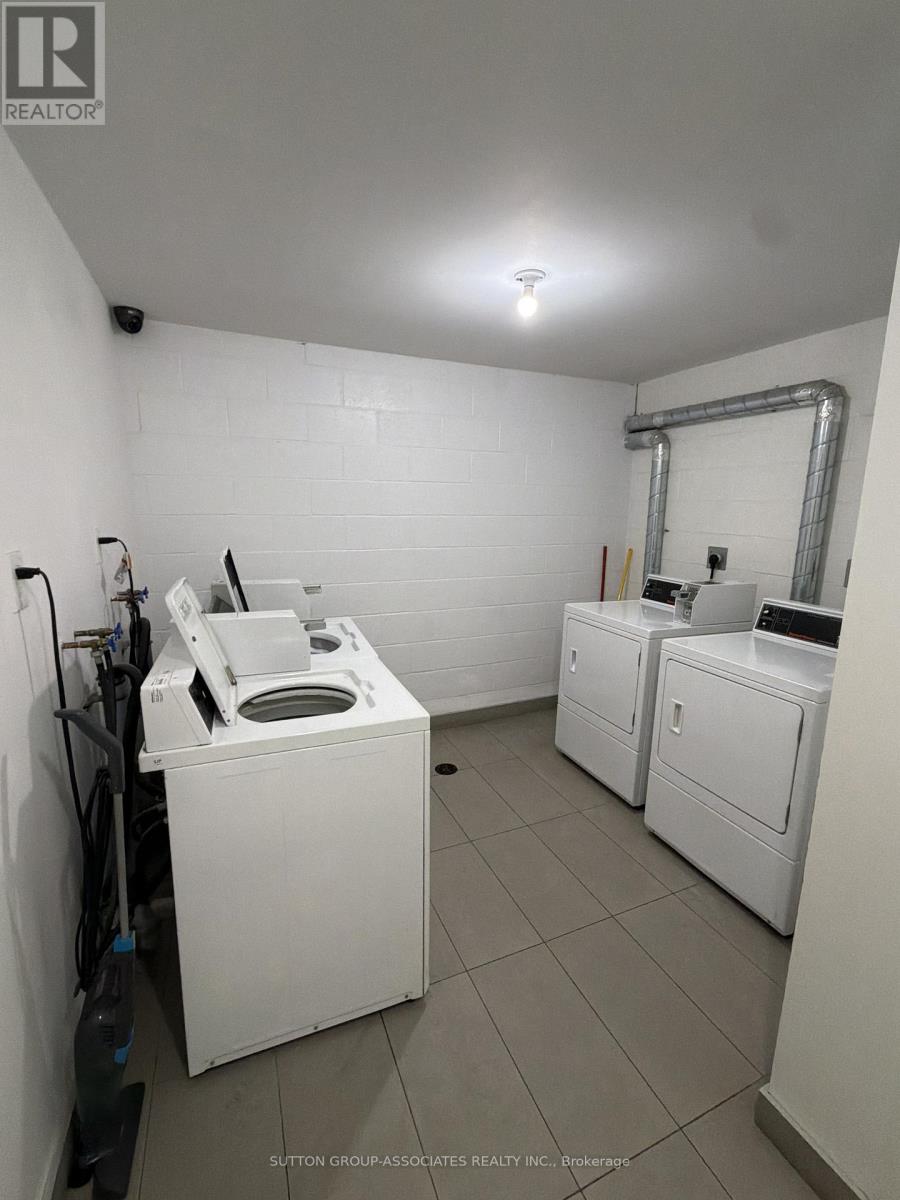 106 - 375 Westmount Avenue, Toronto, Ontario M6E 3N3 - Photo 11 - C13699528
