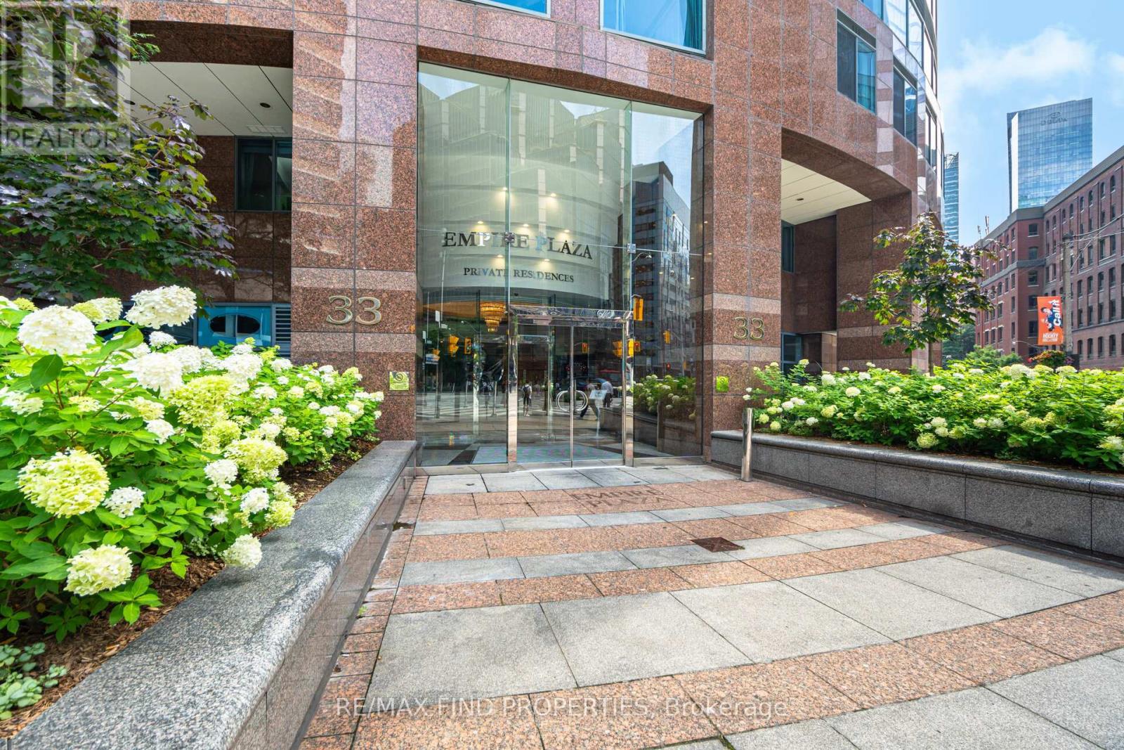 1203 - 33 University Avenue, Toronto, Ontario  M5J 2S7 - Photo 2 - C13699566