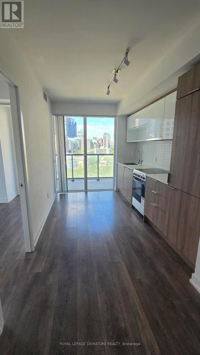 1009 - 159 Wellesley Street E, Toronto, Ontario M4Y 0H5 - Photo 6 - C13699576