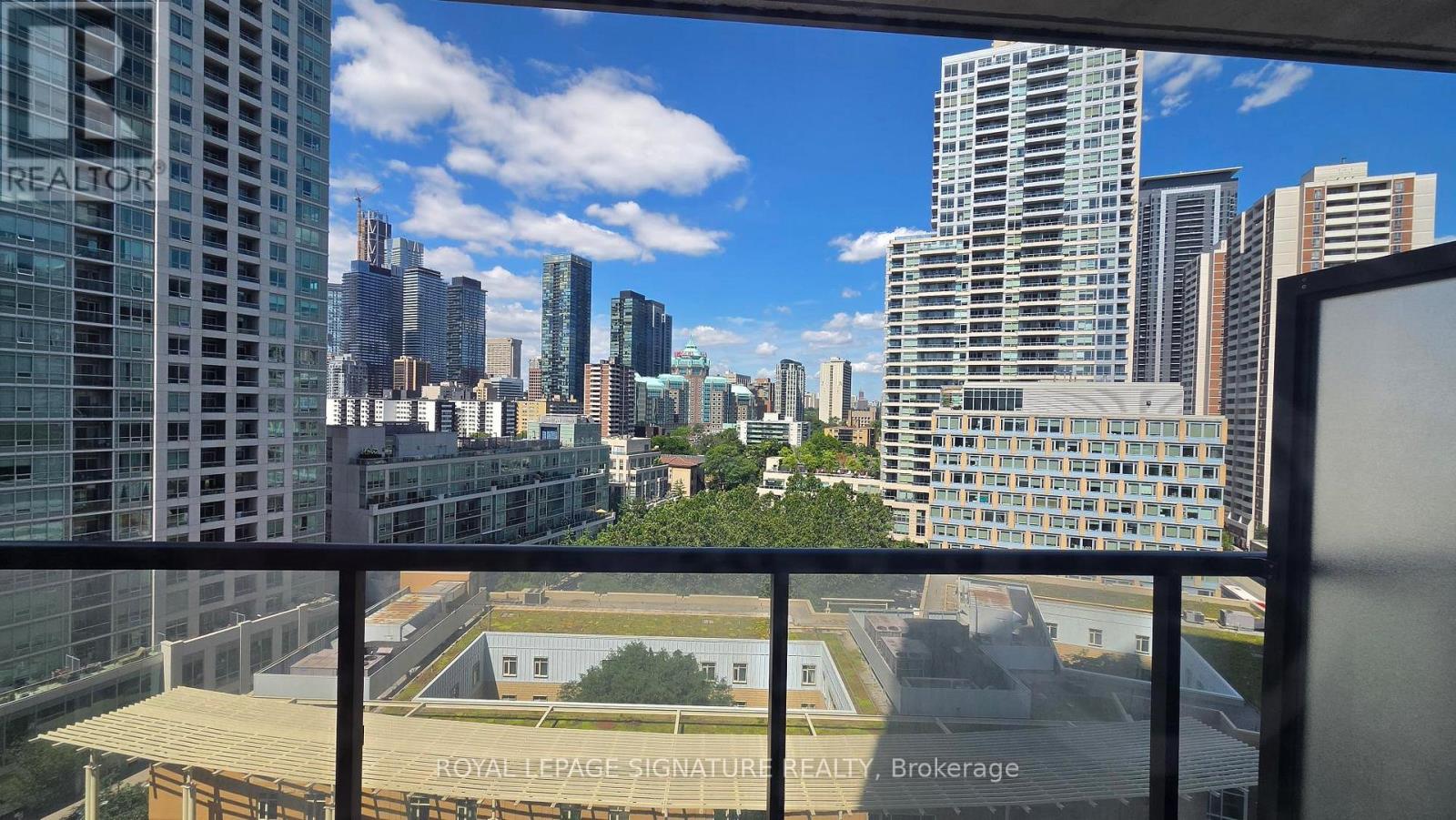 1009 - 159 Wellesley Street E, Toronto, Ontario M4Y 0H5 - Photo 8 - C13699576