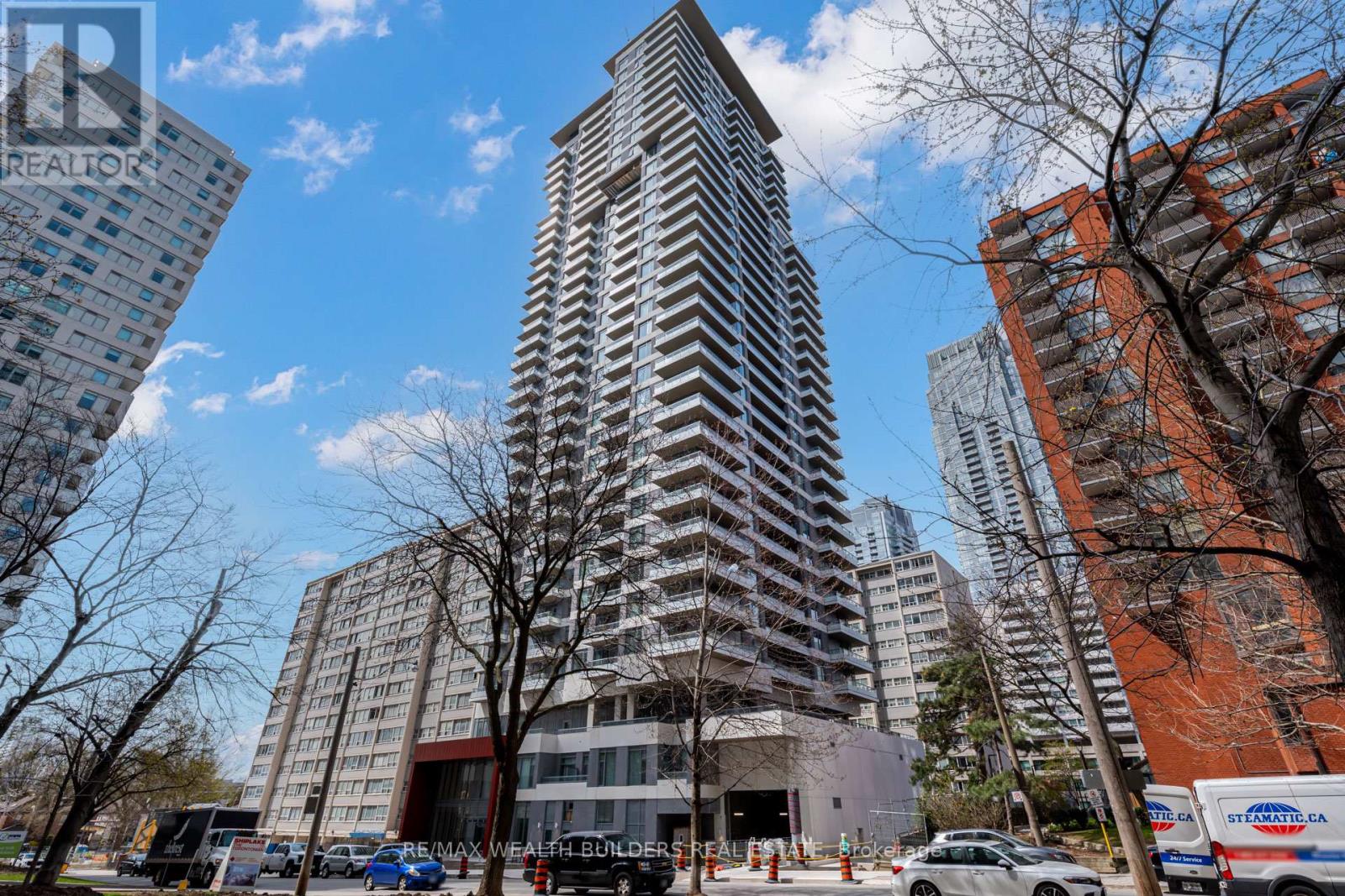 2520 - 50 DUNFIELD AVENUE, Toronto, Ontario