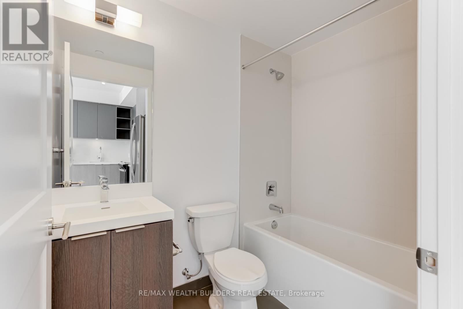 2520 - 50 Dunfield Avenue, Toronto, Ontario  M4S 3A4 - Photo 23 - C13699614