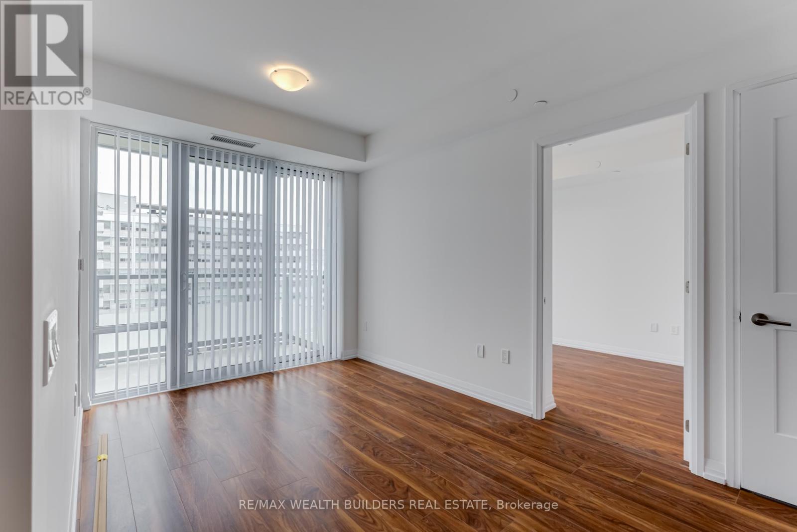 2520 - 50 Dunfield Avenue, Toronto, Ontario  M4S 3A4 - Photo 8 - C13699614